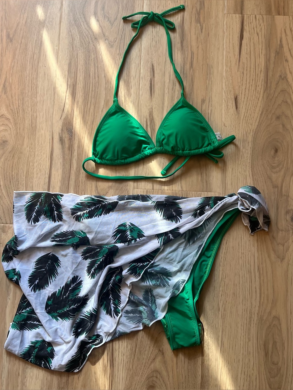 Amazon Green Bikini with Mesh Sarong Size Small NWOT